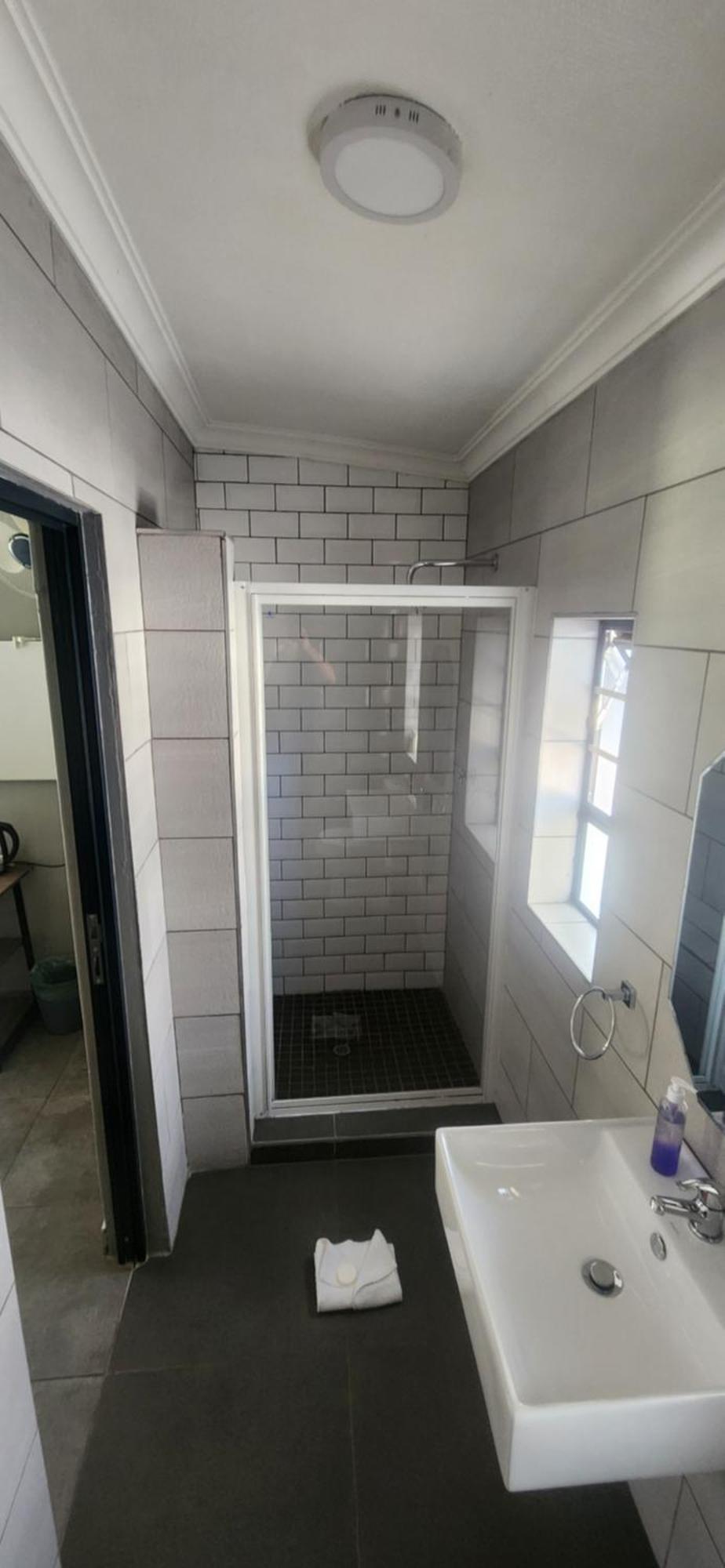 Bo Kamer Guesthouse แอร์เมอโล ภายนอก รูปภาพ